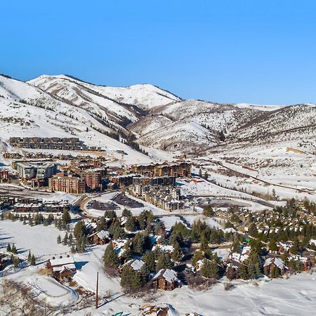 Red Pine Villa Park City Room photo