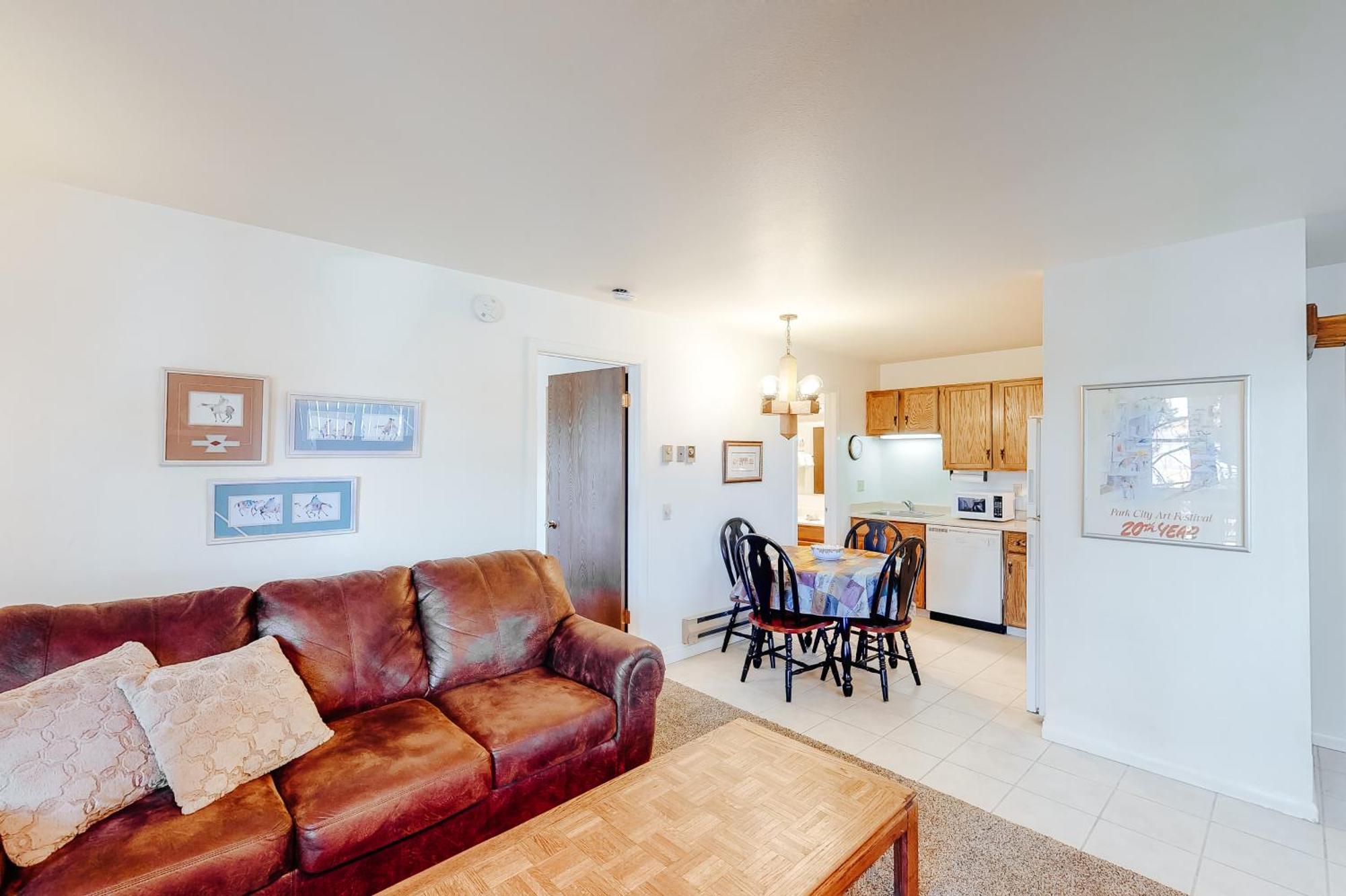 Red Pine Villa Park City Room photo