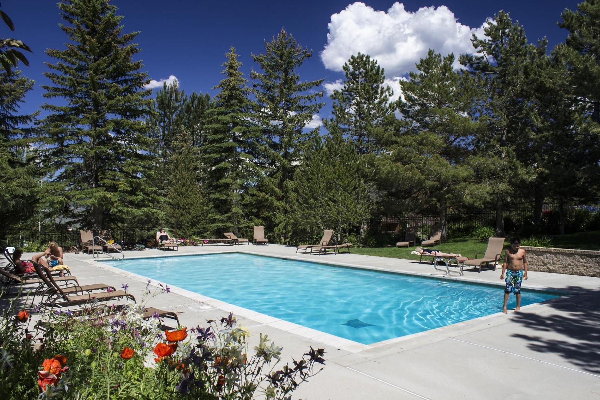 Red Pine Villa Park City Room photo