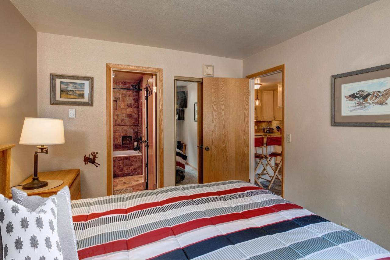 Red Pine Villa Park City Exterior photo