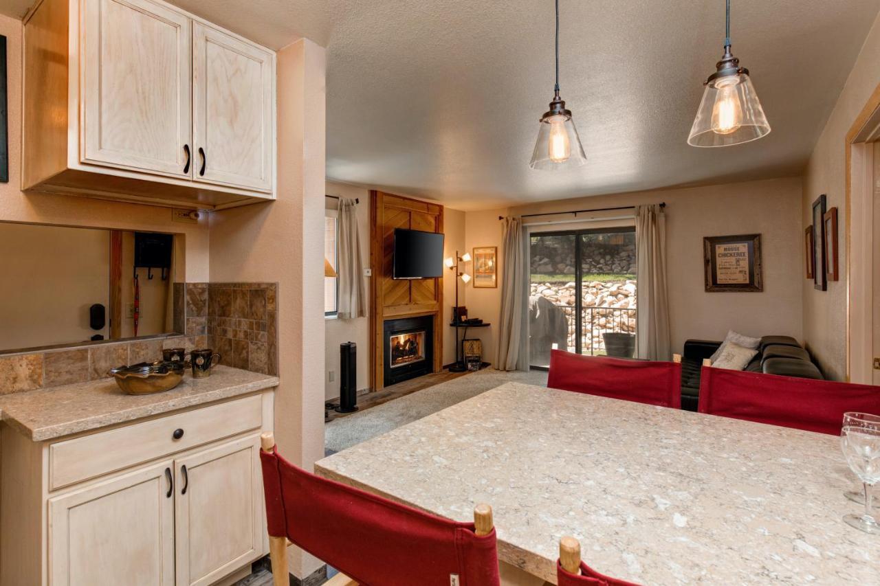 Red Pine Villa Park City Exterior photo
